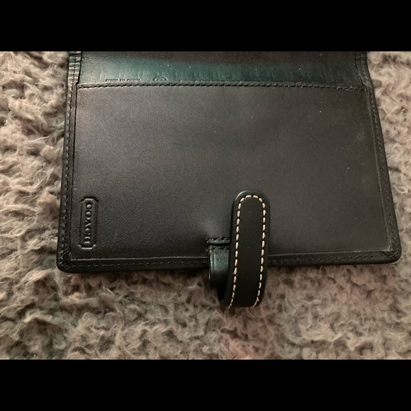 Coach Mini Planner Never Used!! - Picture 9 of 10